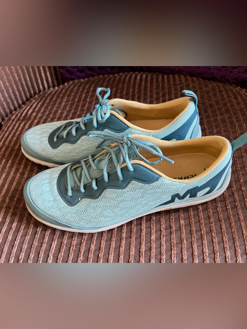 Merrell Light Blue and Teal Casual Flats